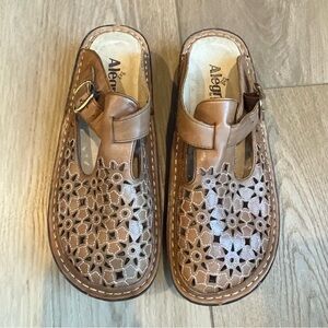 Alegria Leather Star Cut Sandals